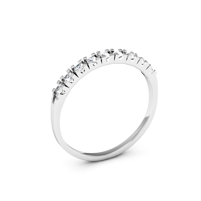 Meia Aliança de Prata com Zircônias Brancas – Acabamento Polido