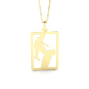 Pingente Pai Erguendo Filho em Ouro 18K