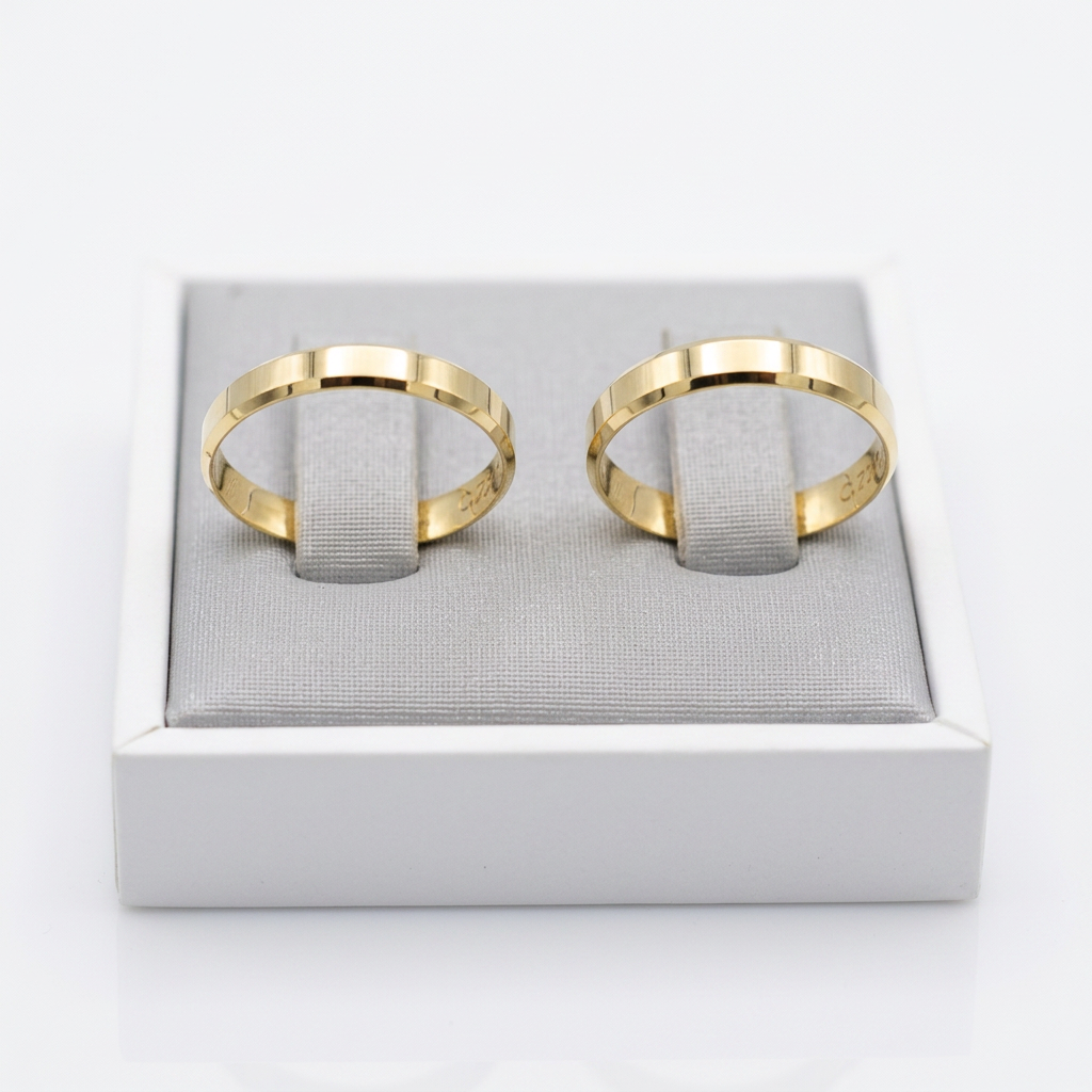 Par de Alianças Ouro 18K Tradicional Facetadas-3mm - Imagem 2